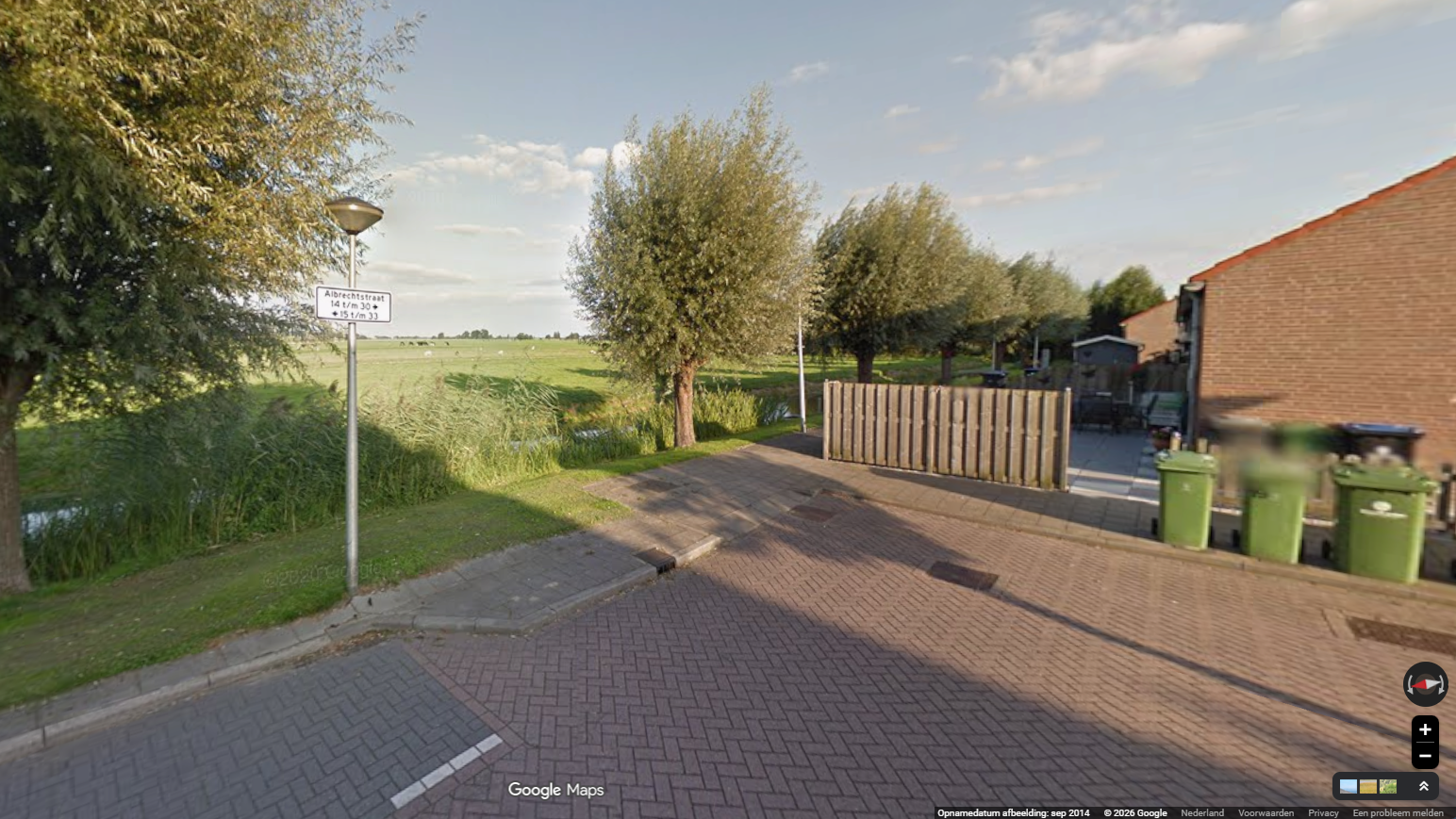 Man belandt met scootmobiel in water