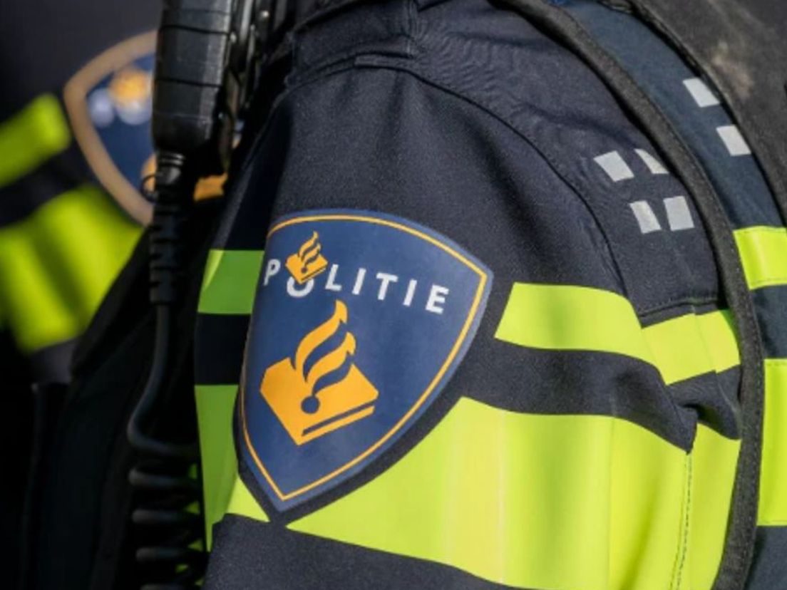 Omstander belemmert politie bij aanhoudingen na vechtpartij